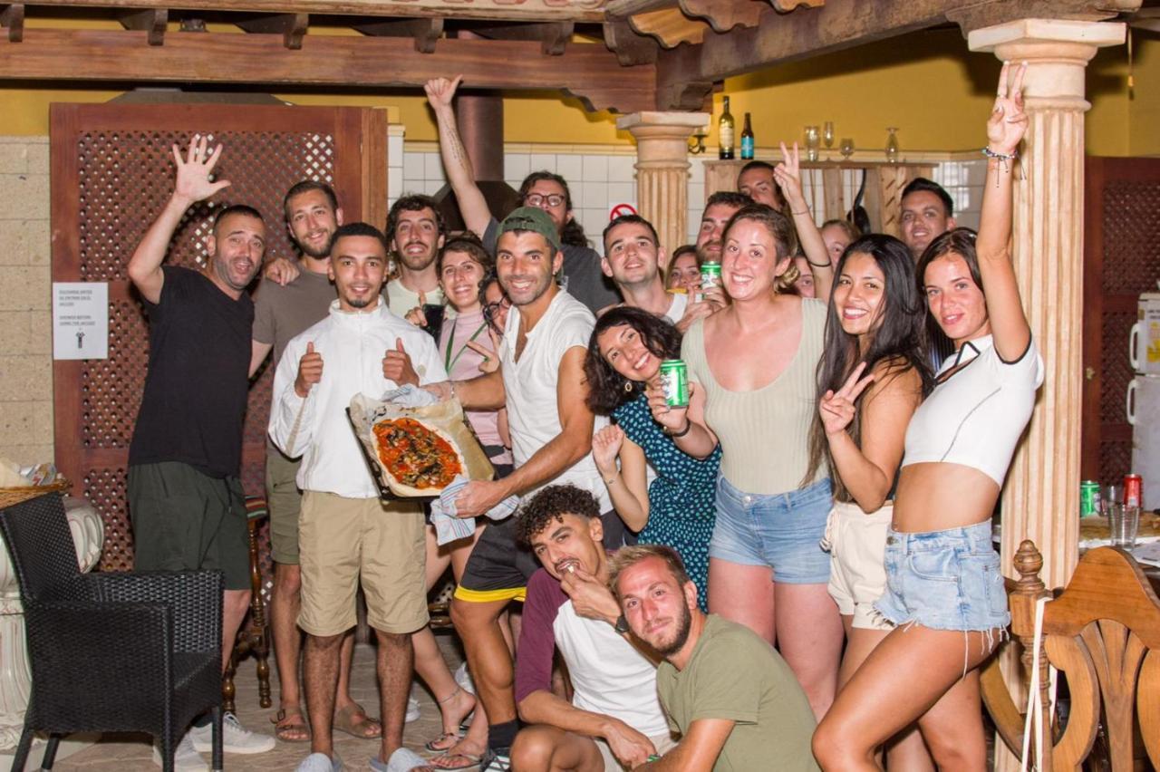 Duque Nest Hostel アデヘ エクステリア 写真
