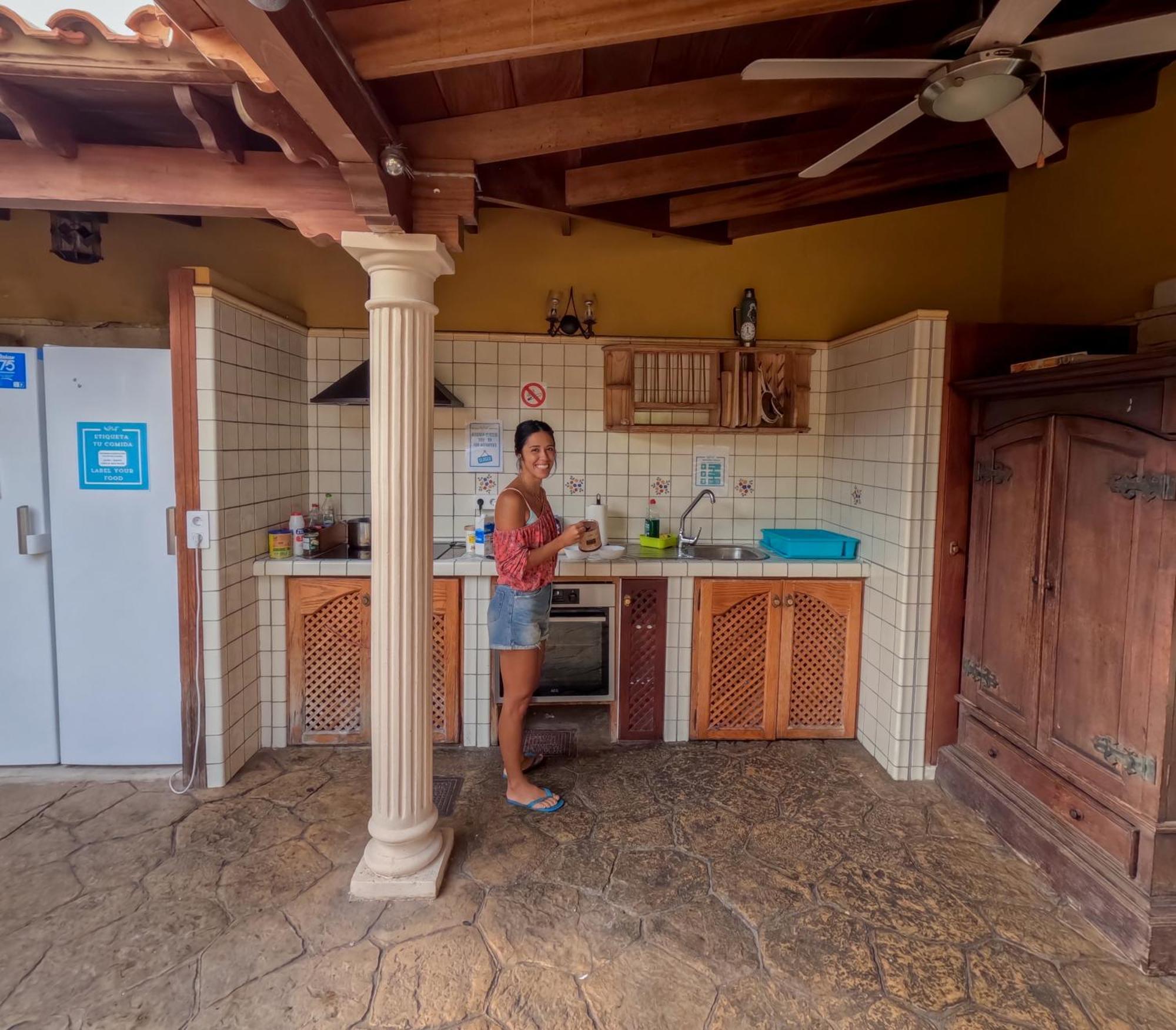 Duque Nest Hostel アデヘ エクステリア 写真