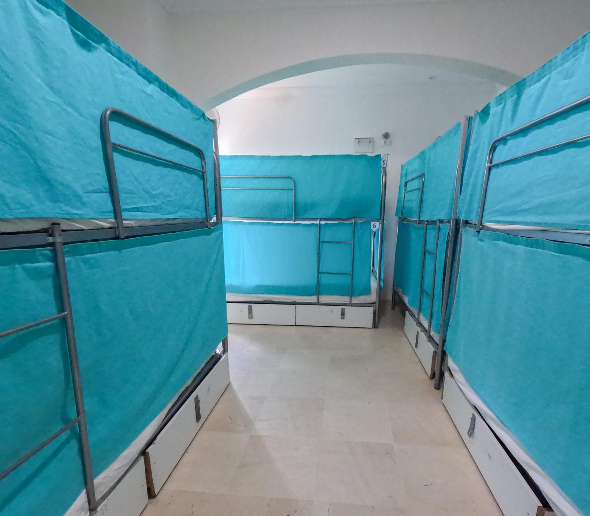 Duque Nest Hostel アデヘ エクステリア 写真